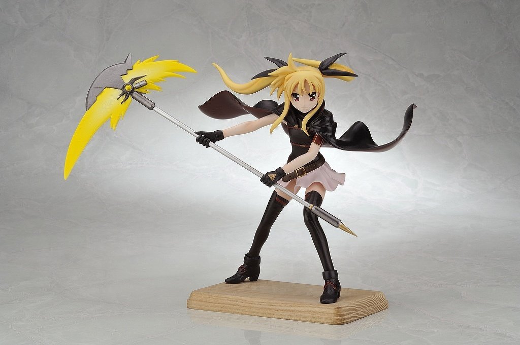 Amazon.co.jp: 魔法少女リリカルなのは フェイト・テスタロッサ